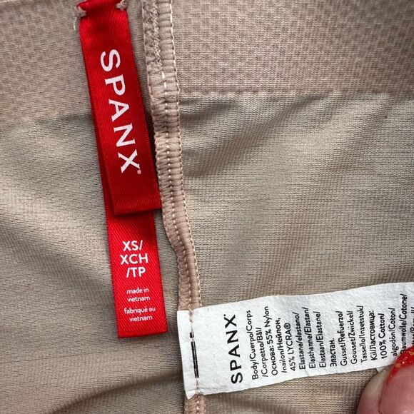 SPANX Shape Invisible Girlshort Nude Shapewear | Seamless | Size XS - Picture 4 of 6